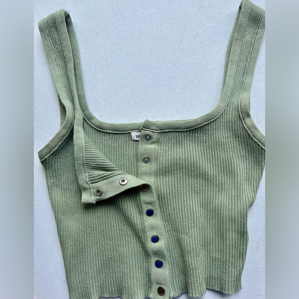 Sage Green Ribbed Snap Button Tank ๐ฟ๐ค - Picture 2 of 3